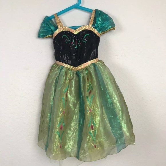 disney store girl clothes